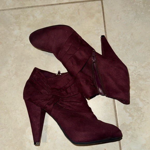 Shoes - Heels